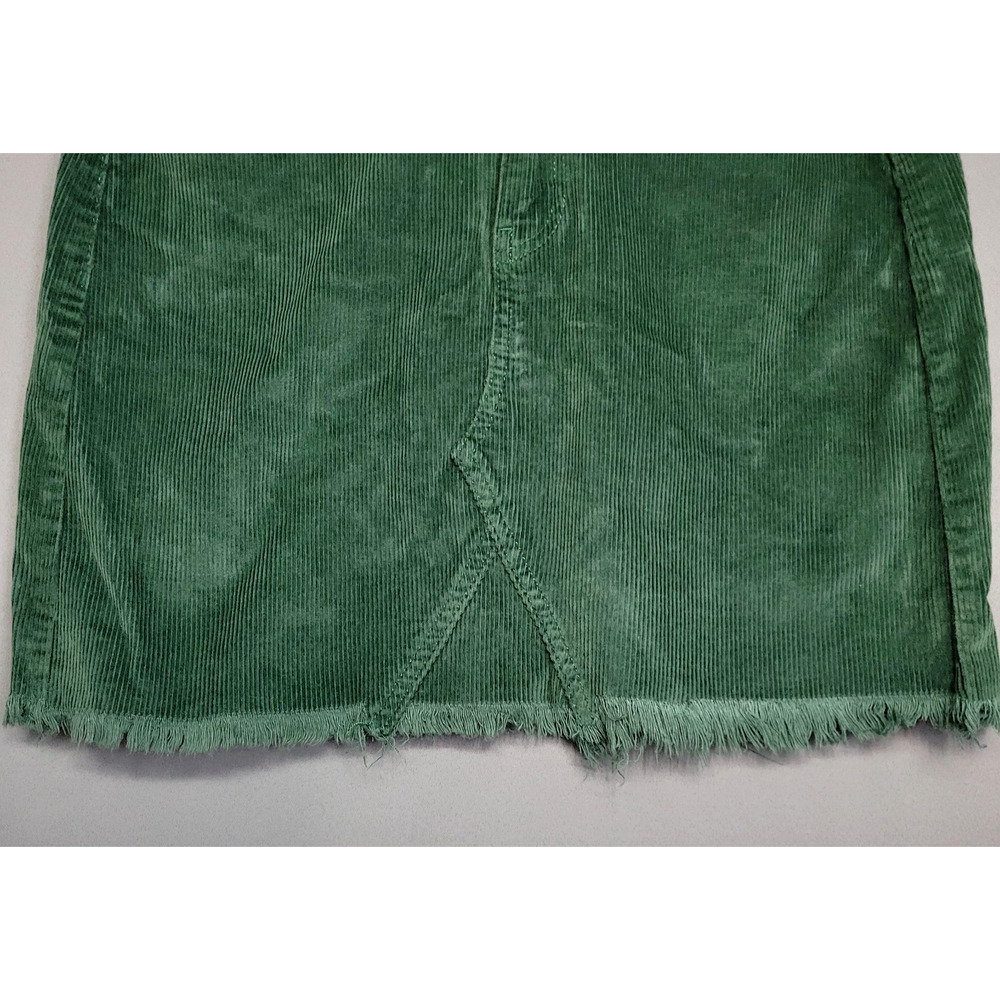 So Corduroy Mini Skirt Womens 7/28W Green Raw Hem Frayed Pockets Stretches - Picture 4 of 11